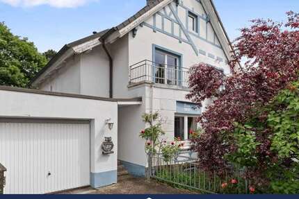 Haus zum Kaufen in Hamburg Rahlstedt 795.000 € 219.68 m² 9 zimmer