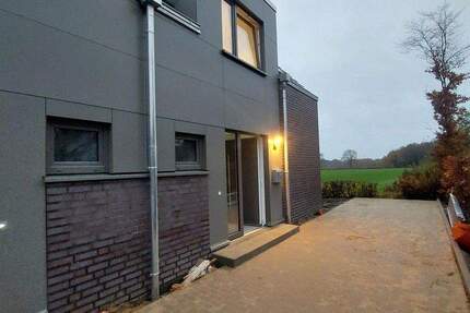 Exklusive Architekten-Doppelhaushälfte zu vermieten in Prisdorf Nähe Hamburg 5 zimmer