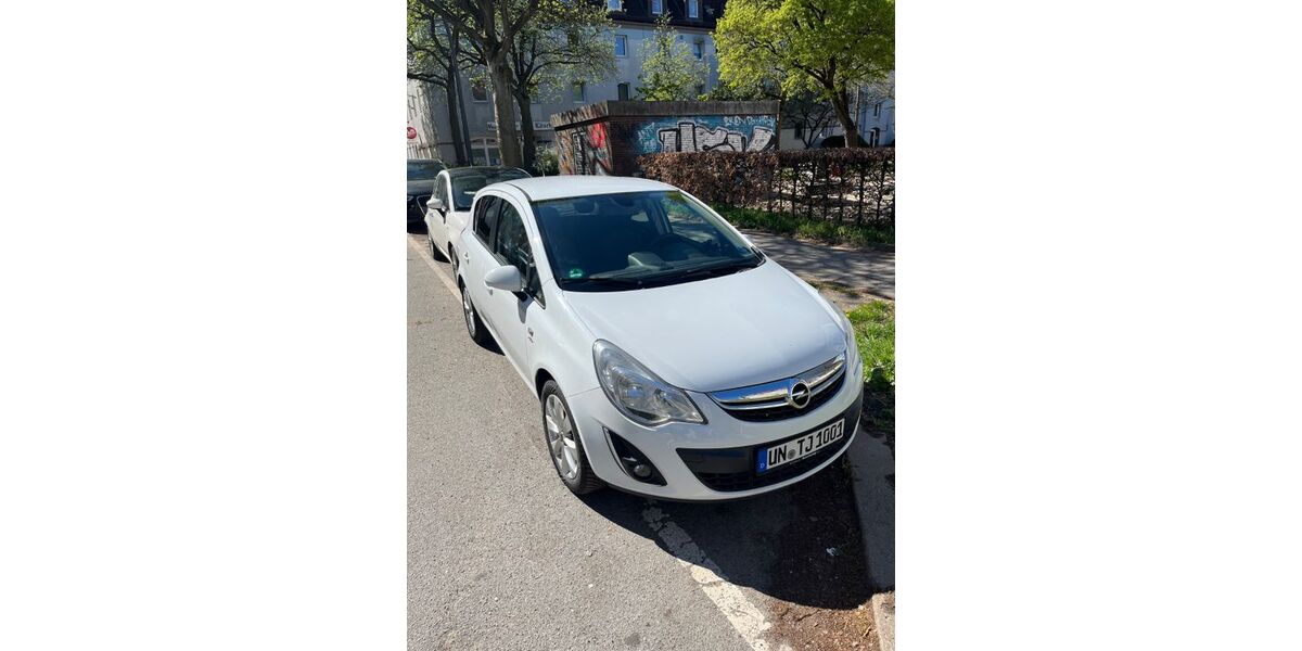 Opel Corsa 107.720 km 4.900 &euro; Hamburg 21073