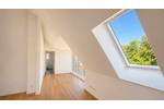 Etagenwohnung Hamburg Poppenbüttel - 2 Zimmer, 96 m&sup2;, 2.400&euro; | Angebot:26795926