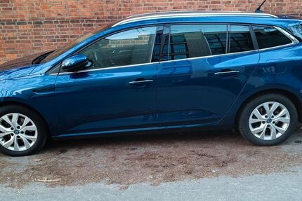 Renault Megane 50.800 km 16.490 &euro; Hamburg 22761
