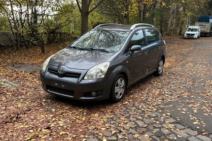 Toyota Corolla Verso 157.642 km 2.500 € HAMBURG 22113