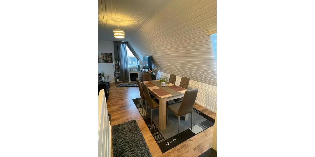 Dachgeschoßwohnung Norderstedt Garstedt - 2 Zimmer, 50 m&sup2;, 1.300&euro; | Angebot:25324552
