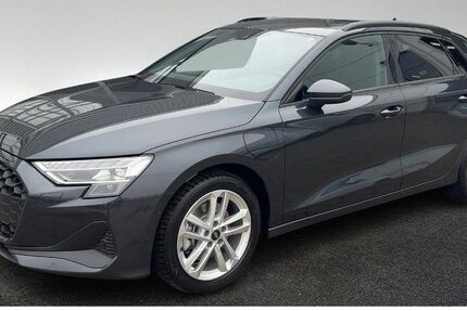 Audi A3 8.017 km 38.790 &euro; Hamburg 22529