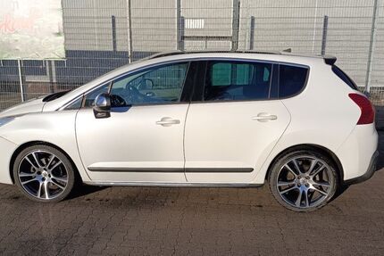 Peugeot 3008 129.000 km 6.600 &euro; Hamburg 22179