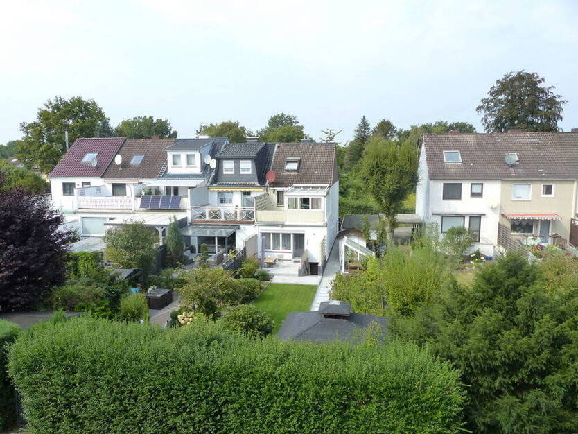 Hand drauf, Herz rein - EndReihenhaus mit großem Grundstück und viel Platz für Ihre Ideen!