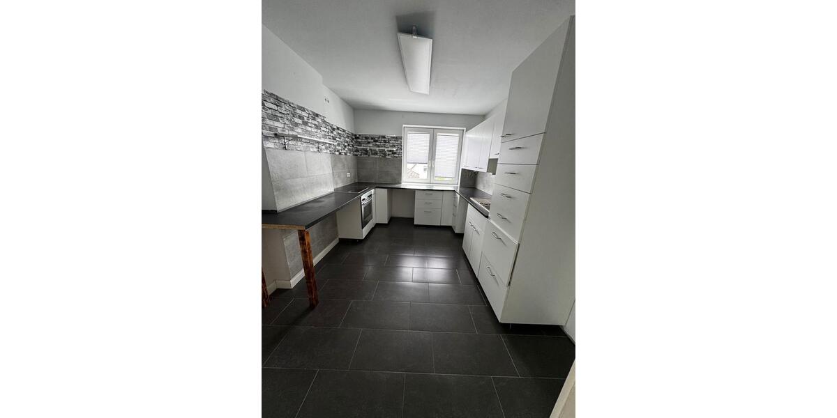 Dachgeschoßwohnung Börnsen - 5 Zimmer, 158 m&sup2;, 1.800&euro; | Angebot:26057087