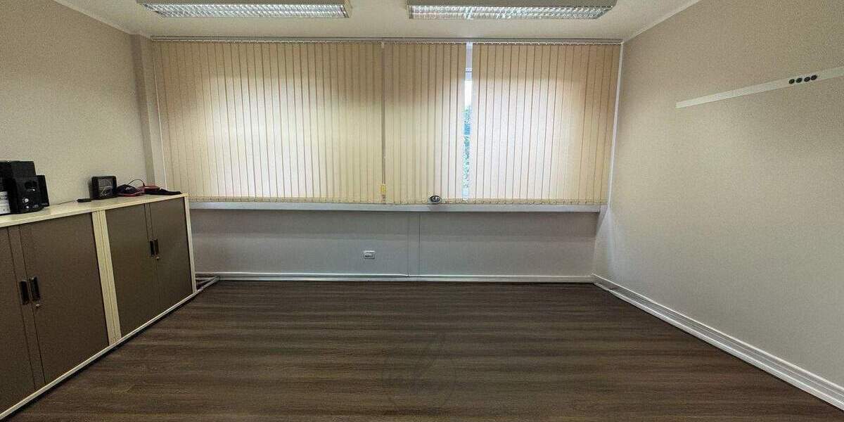 Gewerbeobjekt Barsbüttel - 3 Zimmer, 130 m&sup2;, 1.250&euro; | Angebot:26258633