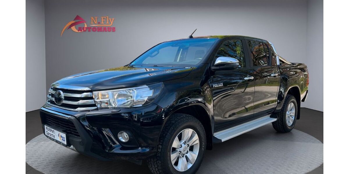 Toyota Hilux 164.900 km 27.400 &euro; Hamburg - 1 Min. vom Hamburg Airport 22415