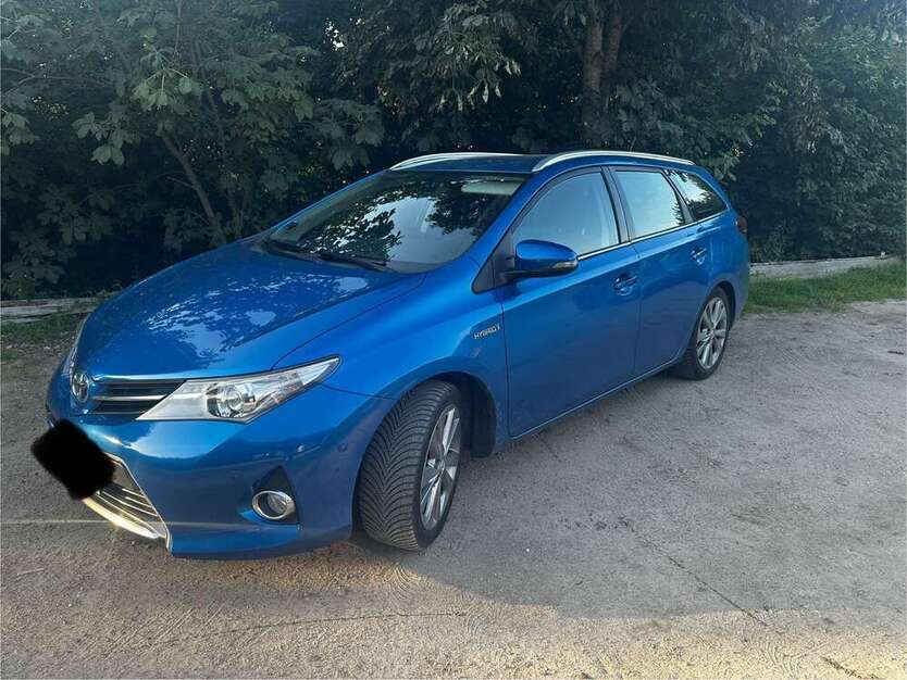 Auris
