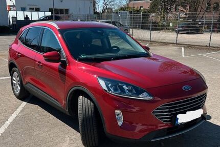 Ford Kuga 93.600 km 14.990 &euro; Hamburg 22301