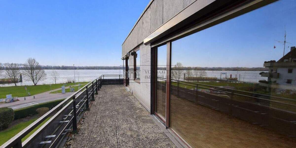 Einzigartiger Elbblick- Exklusives Penthouse in Wedel 2 zimmer