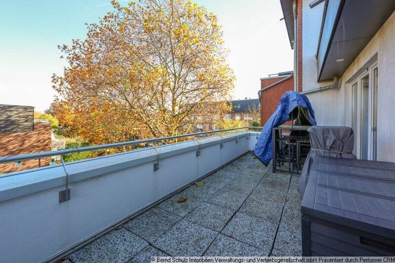 Etagenwohnung Hamburg Schnelsen - 3 Zimmer, 118 m&sup2;, 1.700&euro; | Angebot:25706065