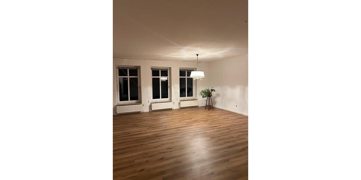Einfamilienhaus Jork - 5 Zimmer, 150 m&sup2;, 1.800&euro; | Angebot:25422930