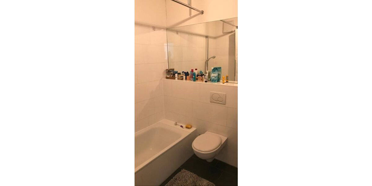 Etagenwohnung Hamburg Altona-Nord - 2 Zimmer, 70 m&sup2;, 1.500&euro; | Angebot:26300446