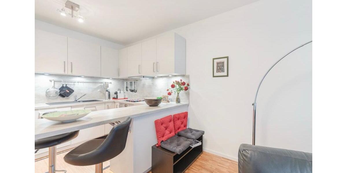 Etagenwohnung Hamburg Hamburg-Mitte - 2 Zimmer, 65 m&sup2;, 2.100&euro; | Angebot:26441121