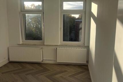 Hamburg Altbau Harburg Zentrum 3 Zimmer kernsaniert zu vermieten zimmer