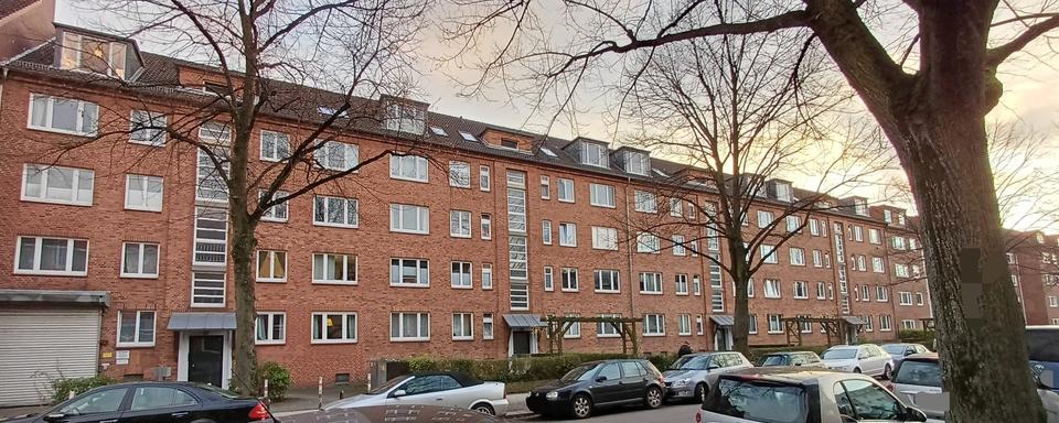Hochparterre in Eilbek: Südterrasse, 3 Zimmer, Carport 3 zimmer
