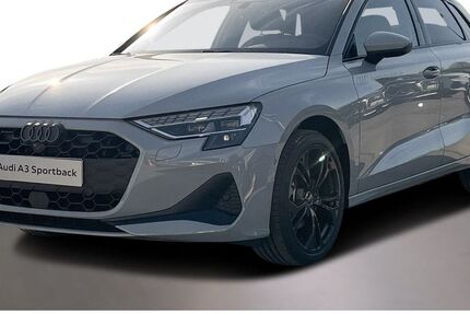 Audi A3 7.989 km 36.499 &euro; Hamburg 22529