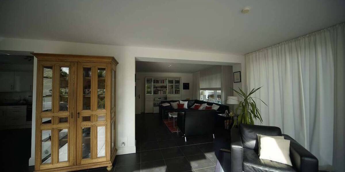 Etagenwohnung Hamburg Duvenstedt - 3 Zimmer, 130 m&sup2;, 1.950&euro; | Angebot:26879071