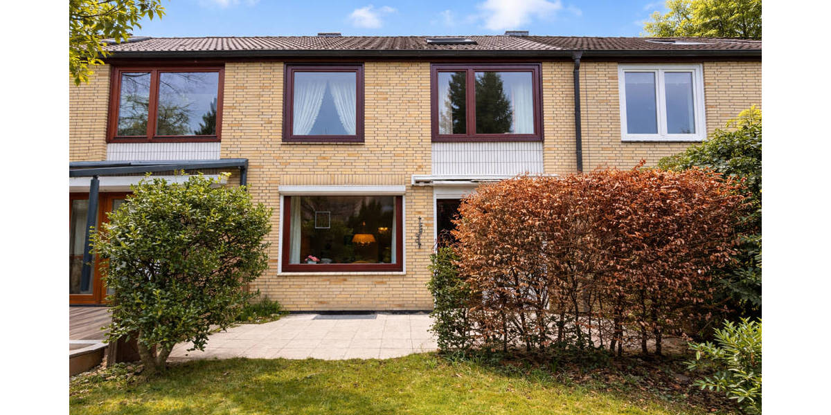 Reihenmittelhaus Hamburg-Poppenbüttel Poppenbüttel - 4 Zimmer, 90 m&sup2;, 445.000&euro; | Angebot:26043248