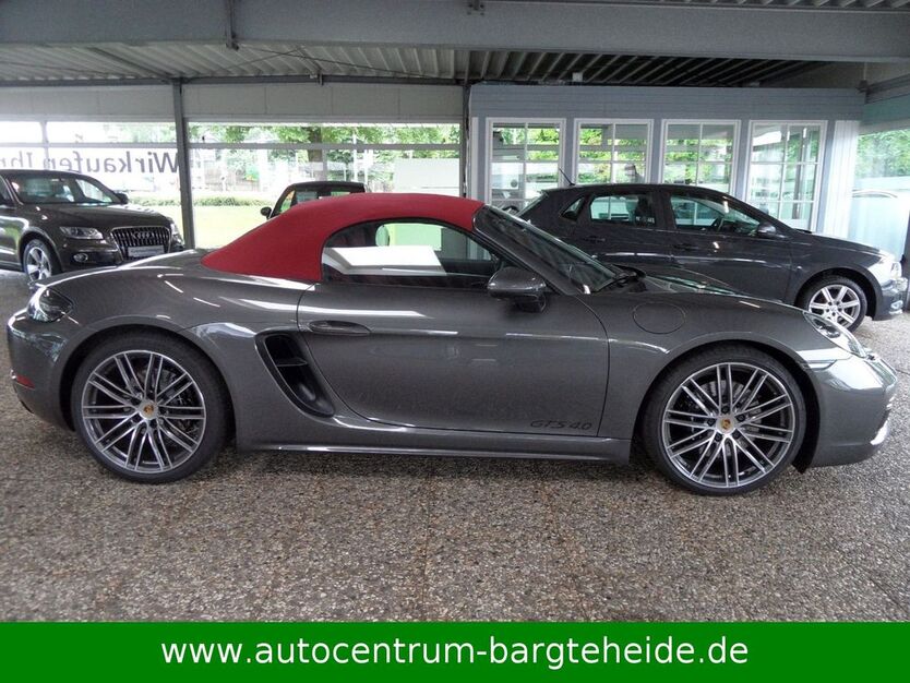 Porsche Boxster 6.600 km 89.718 € Bargteheide bei Hamburg 22941