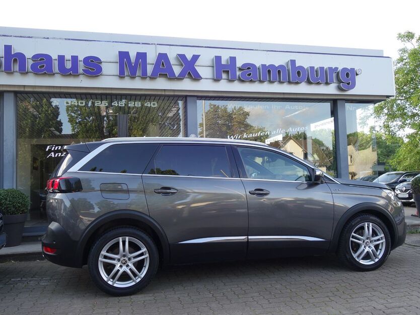 Peugeot 5008 148.000 km 18.999 € Hamburg 22143