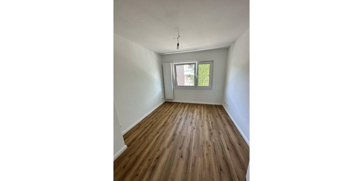 Etagenwohnung Hamburg Bramfeld - 3 Zimmer, 72 m&sup2;, 1.350&euro; | Angebot:26358907