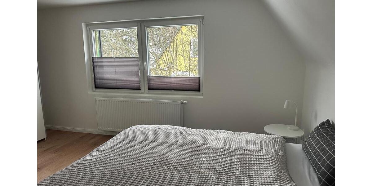 Etagenwohnung Ahrensburg - 4 Zimmer, 110 m&sup2;, 2.500&euro; | Angebot:26579116