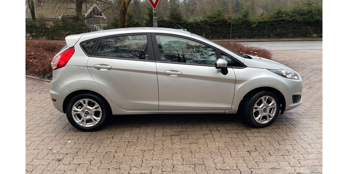 Ford Fiesta 98.000 km 5.600 &euro; Buchholz 21244