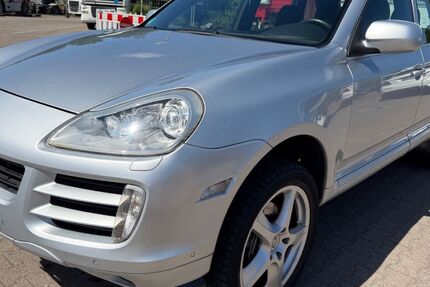 Porsche Cayenne 142.000 km 8.250 &euro; Hamburg 20539