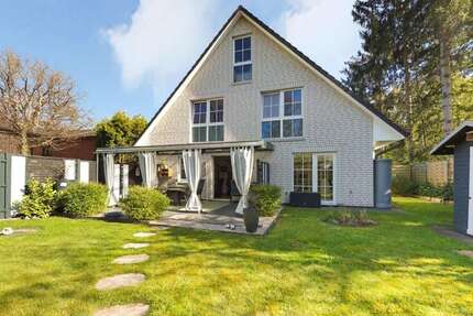 Haus Ellerau - 7 Zimmer, 195 m&sup2;, 759.000&euro; | Angebot:26412282