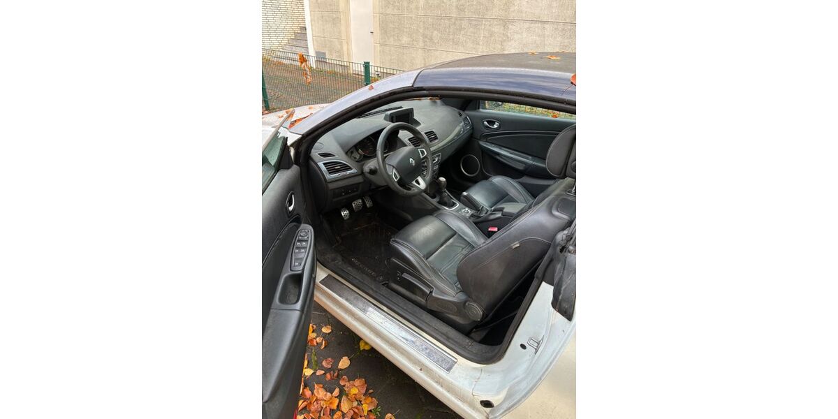 Renault Megane 269.813 km 4.100 &euro; Winsen Luhe 21423