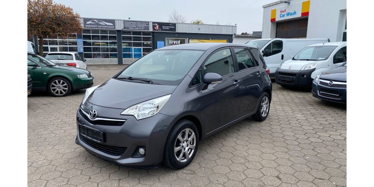 Toyota Verso-S 200.000 km 3.999 &euro; Bönningstedt 25474