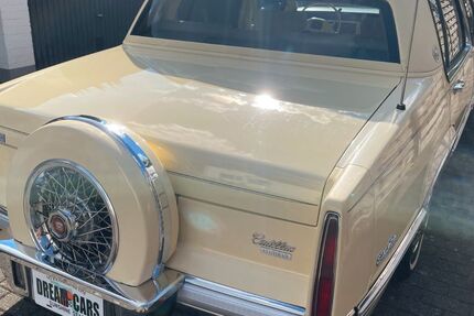 Cadillac Deville 86.200 km 14.900 &euro; Hamburg 22047