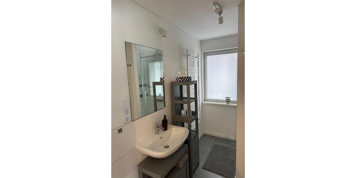 Etagenwohnung Ahrensburg - 4 Zimmer, 110 m&sup2;, 2.500&euro; | Angebot:26579116