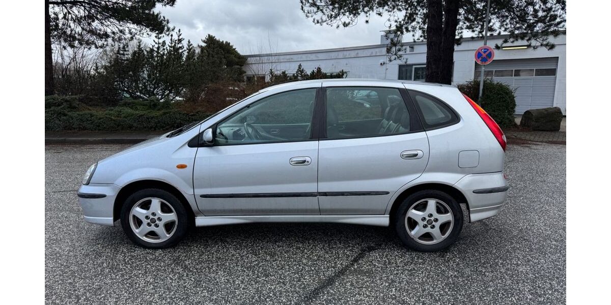 Nissan Almera 110.421 km 1.890 &euro; Barsbüttel 22885