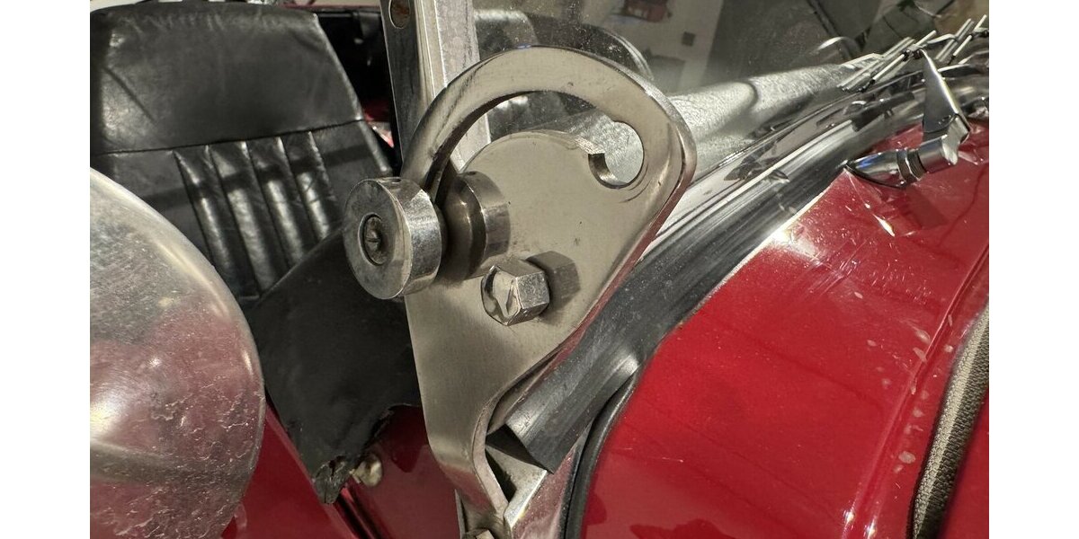 Morgan Plus 8 Früher Achter mit zauberhafter Patina 78.000 km 39.999 &euro; Hamburg 22339