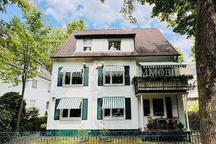 Haus zum Kaufen in Hamburg Marienthal 1.590.000 € 270 m²