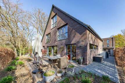 Haus zum Kaufen in Hamburg 1.785.000 € 248 m² 6 zimmer