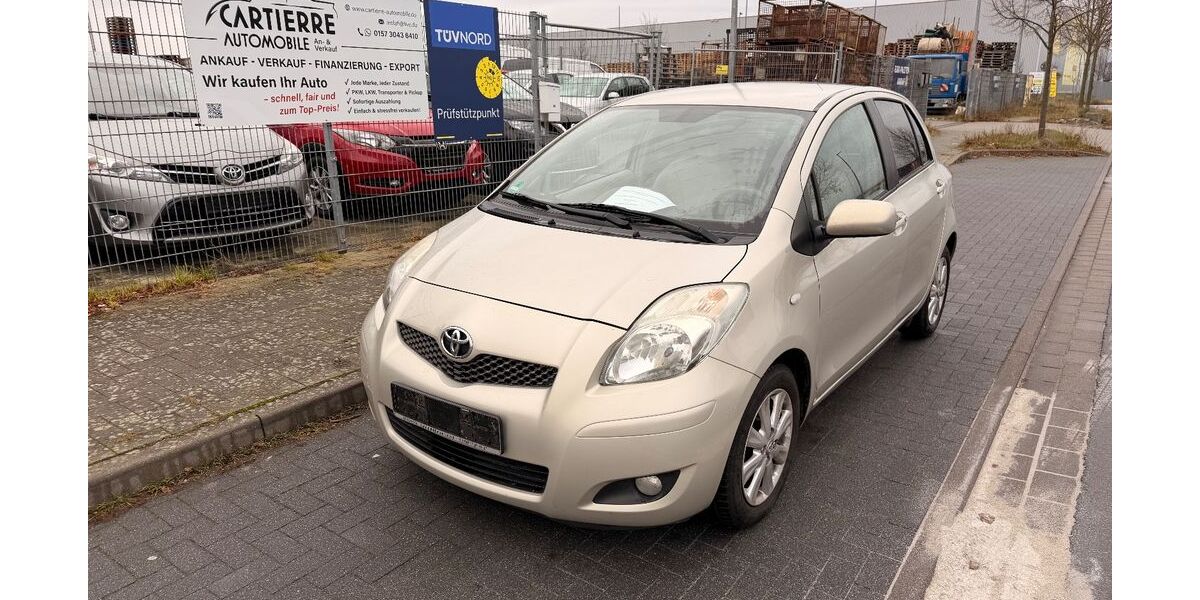 Toyota Yaris 129.617 km 3.999 &euro; Winsen (Luhe) 21423