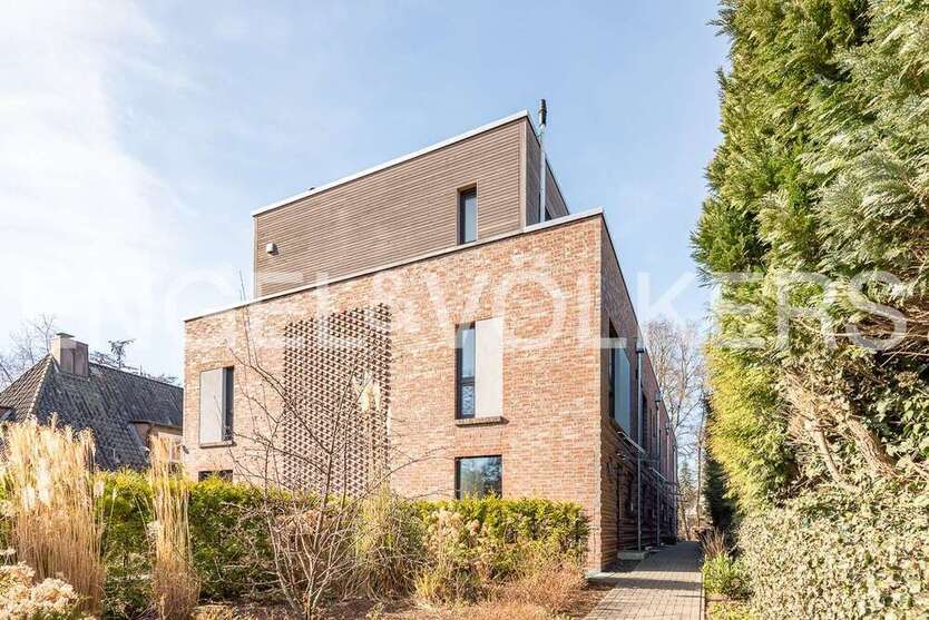 Haus zum Kaufen in Hamburg 1.765.000 € 167 m²