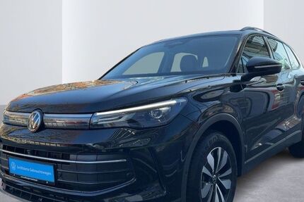 VW Tiguan 13.185 km 36.950 &euro; Hamburg 22111