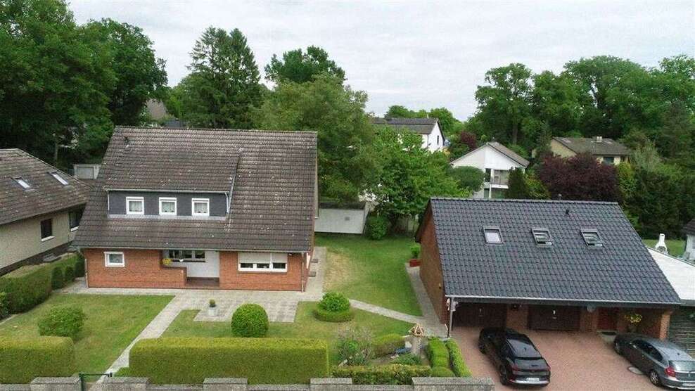 Haus zum Kaufen in Rosengarten 829.000 € 272.22 m²