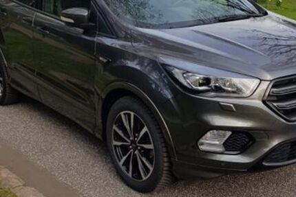Ford Kuga 55.000 km 18.600 &euro; Hamburg 22177