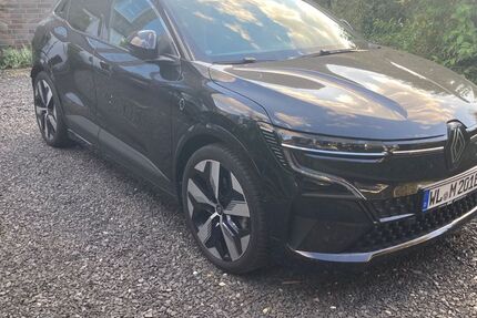 Renault Megane E-TECH 40.500 km 25.650 &euro; Hamburg 21037