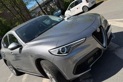 Alfa Romeo Stelvio 105.400 km 22.200 &euro; hamburg 22525