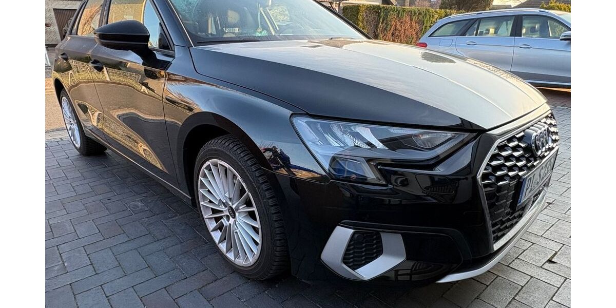 Audi A3 31.000 km 21.000 &euro; Klein Nordende 25336