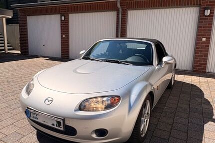 Mazda MX-5 93.000 km 7.950 &euro; Hamburg 21073
