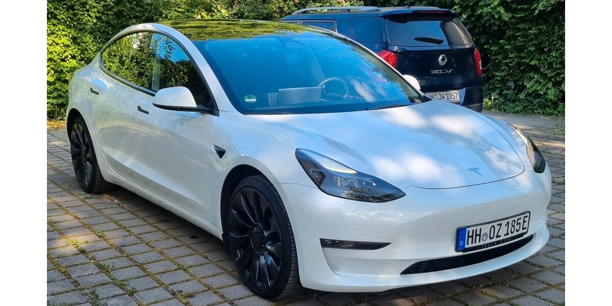 Tesla Model 3 60.000 km 31.500 &euro; Hamburg 22335